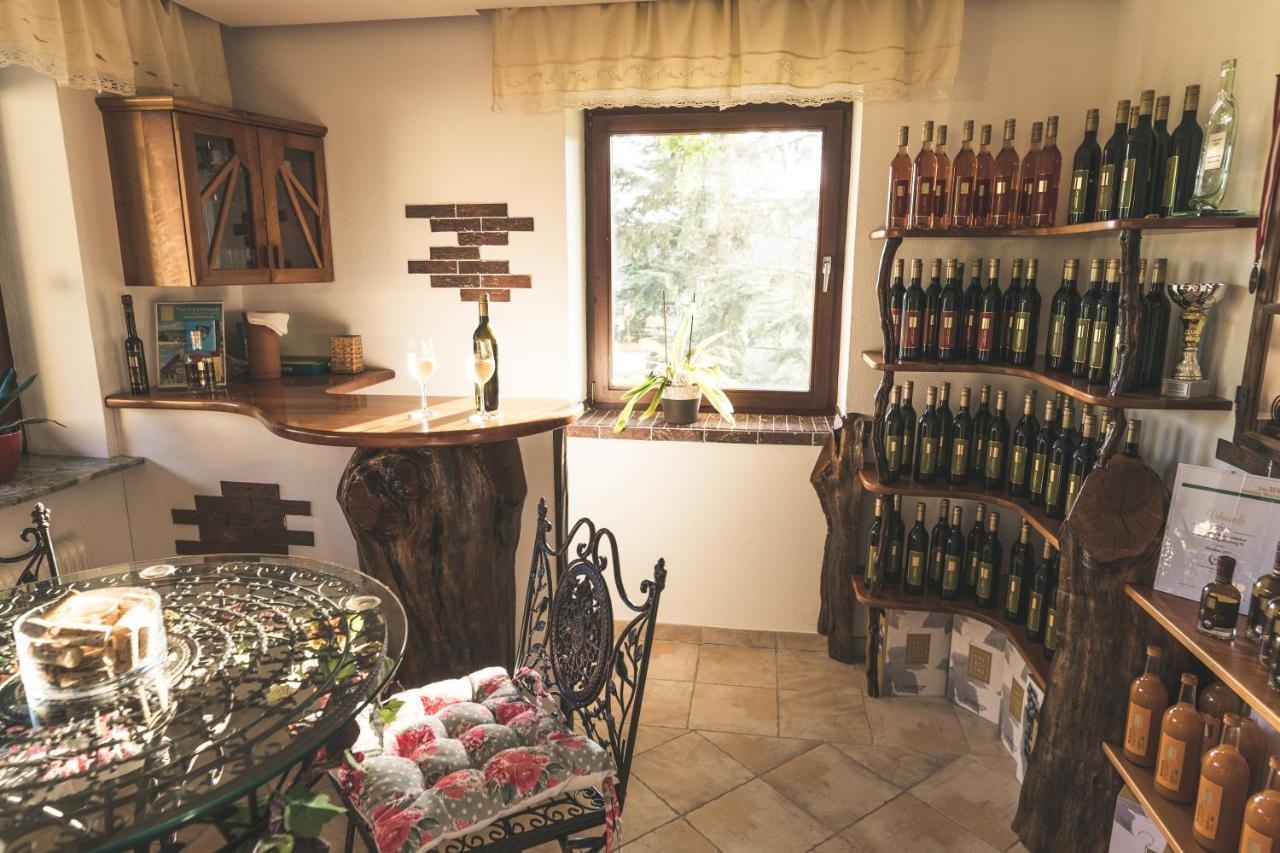 Hartmannsdorf Wein & Gaestehof Erlacher מראה חיצוני תמונה